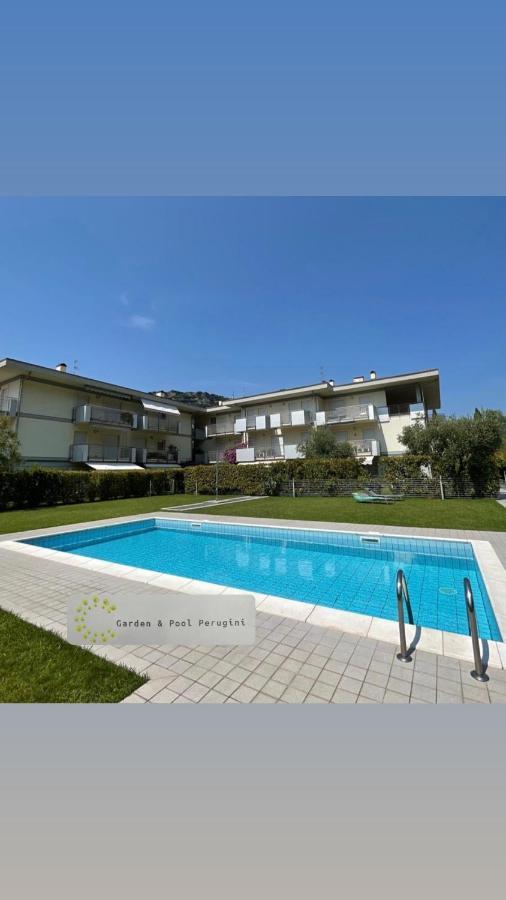 Garden & Pool Perugini Apartment Torbole Sul Garda Екстериор снимка